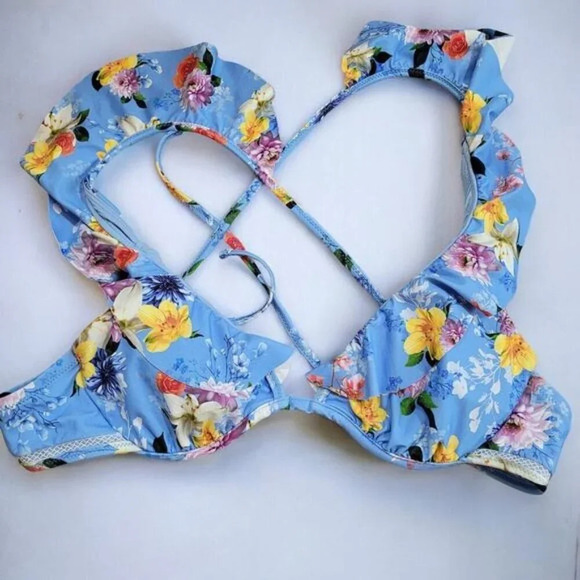 Nanette Lepore Women's Standard Crossback Underwire Bikini Swimsuit Top - Medium - Picture 2 of 7